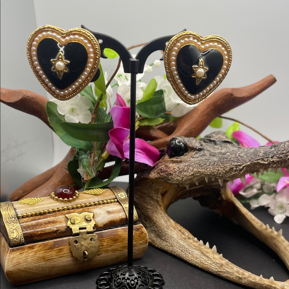 1928 brand heart clip earrings vintage